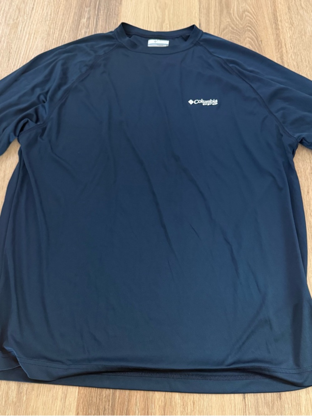 Columbia Men’s Dark Navy Short-Sleeve Tech Tee